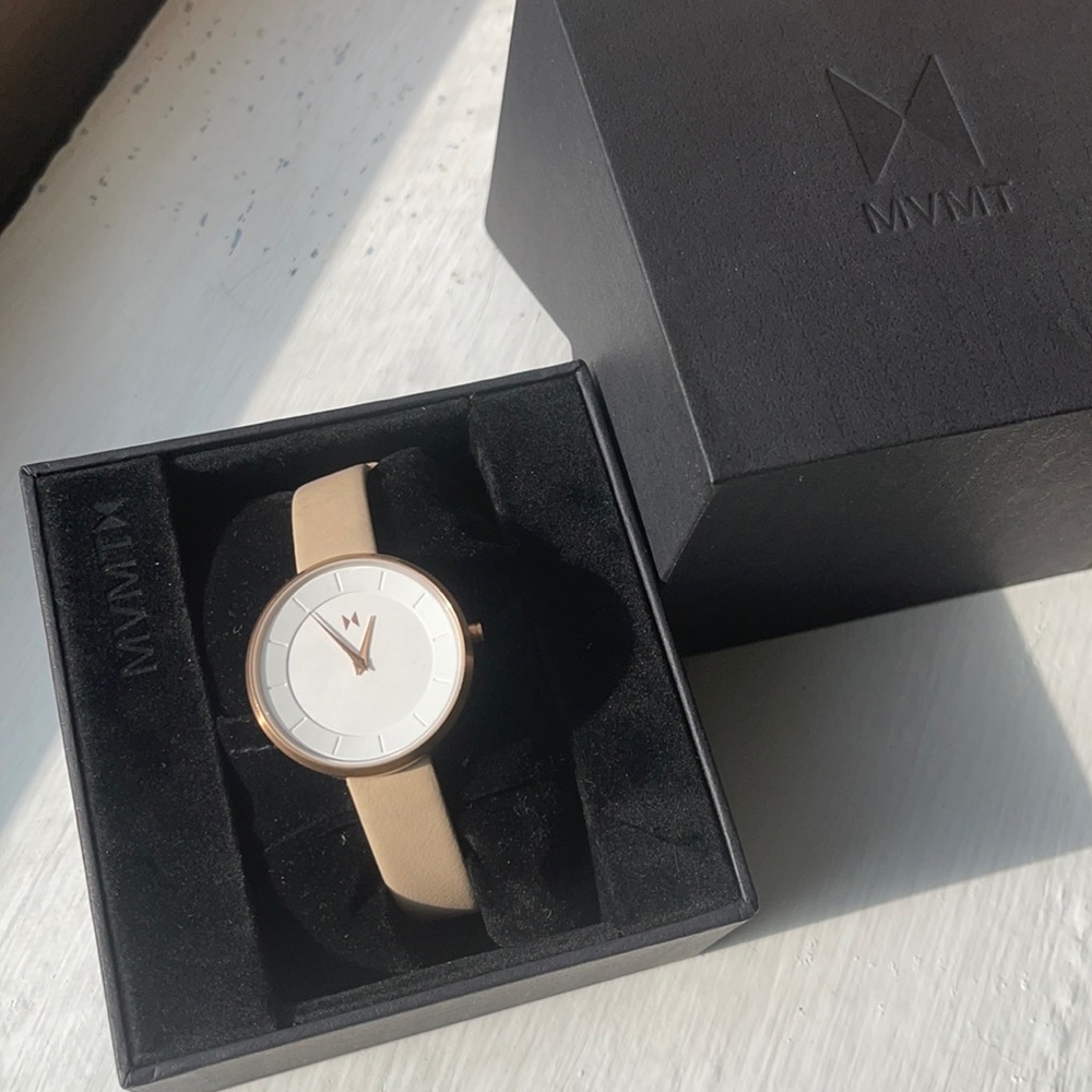 MVMT watch